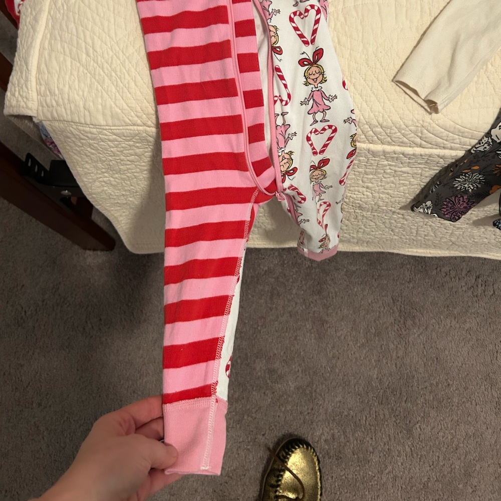 Hanna anderson Cindy Lou Grinch pajamas